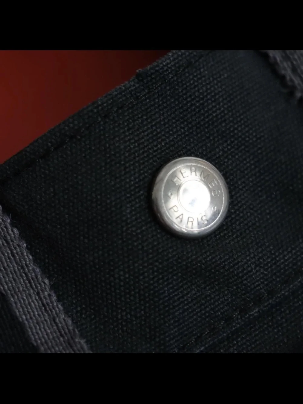 Hermes compact messenger